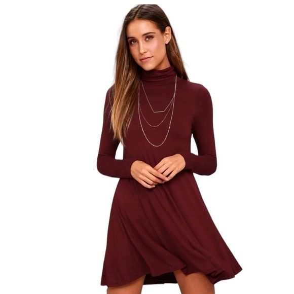 Lulus - Sway, Girl, Sway! Wine Red Turtleneck Long Sleeve Swing Mini Dress Sz M - Picture 1 of 8